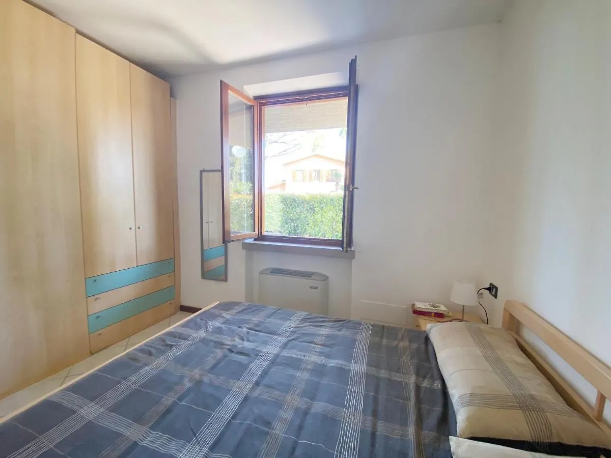 Apartment With Private Garden - Green Residence Desenzano del Garda