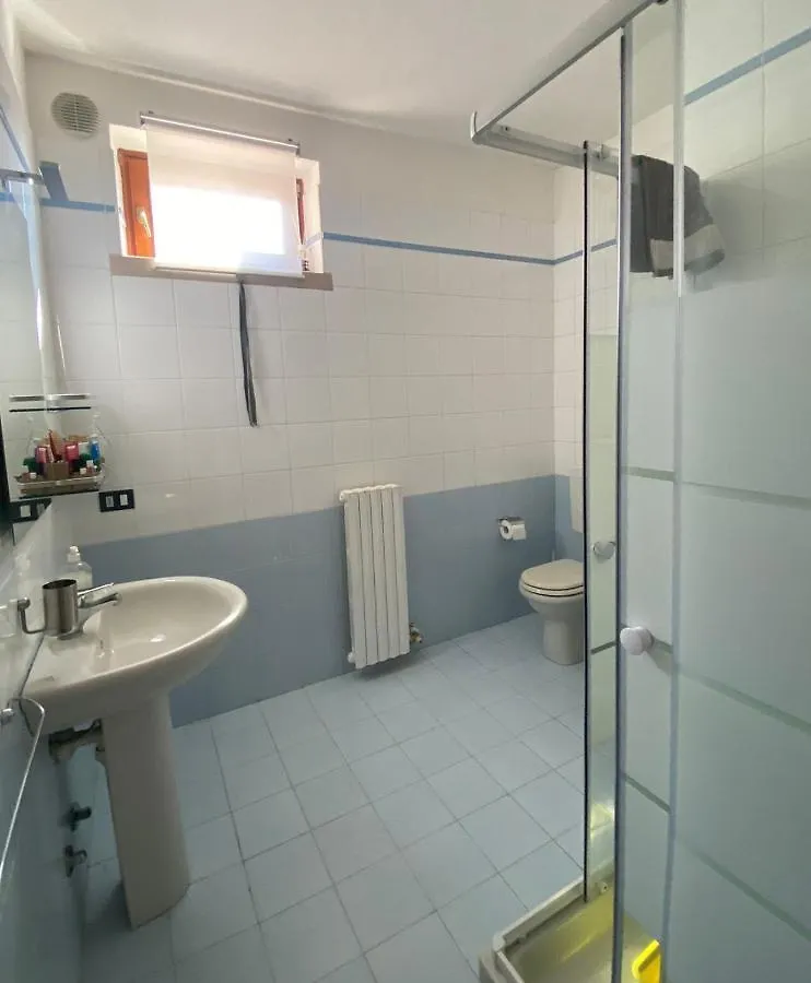 Apartment With Private Garden - Green Residence Desenzano del Garda Italy