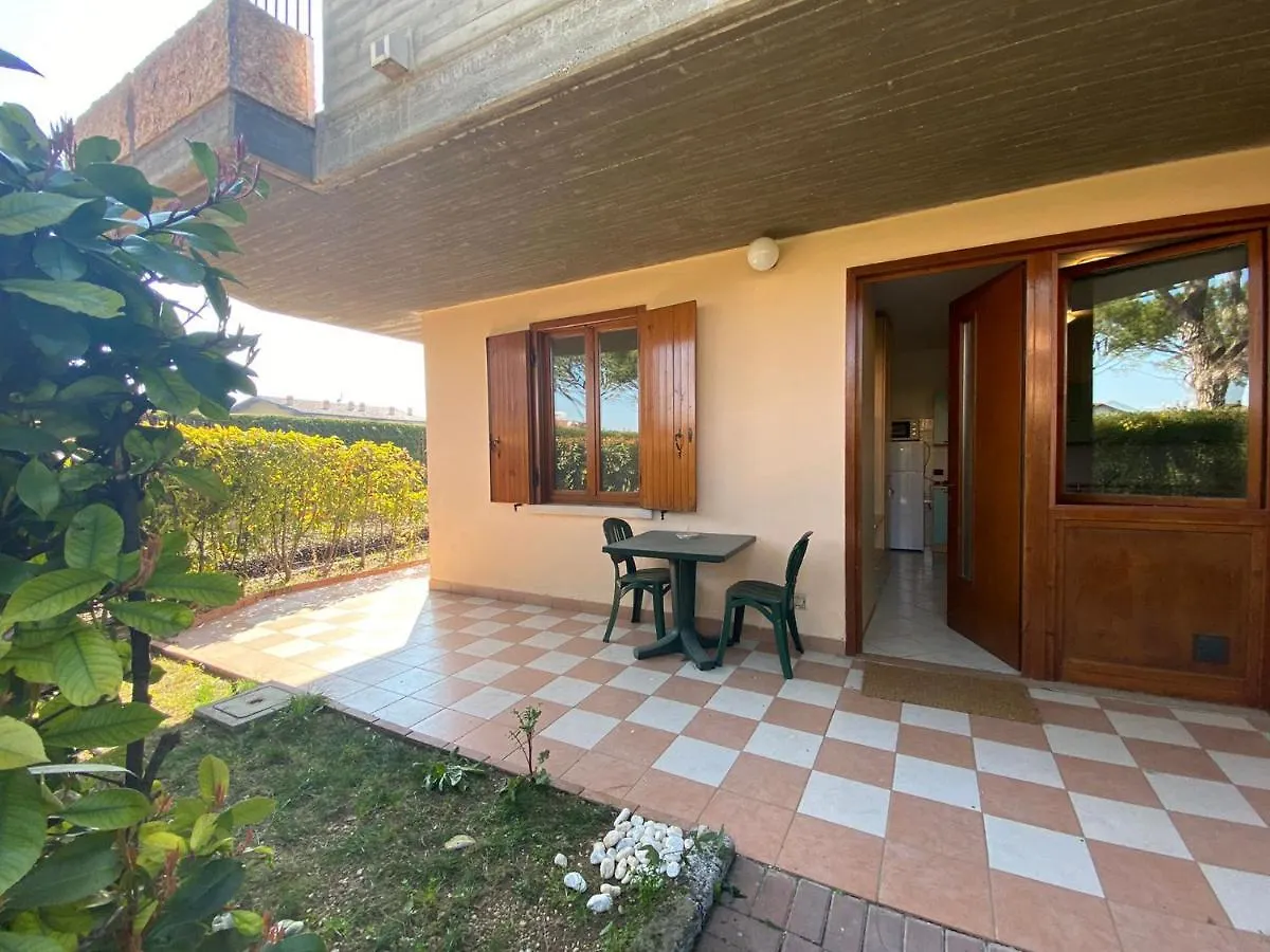 Apartment With Private Garden - Green Residence Desenzano del Garda
