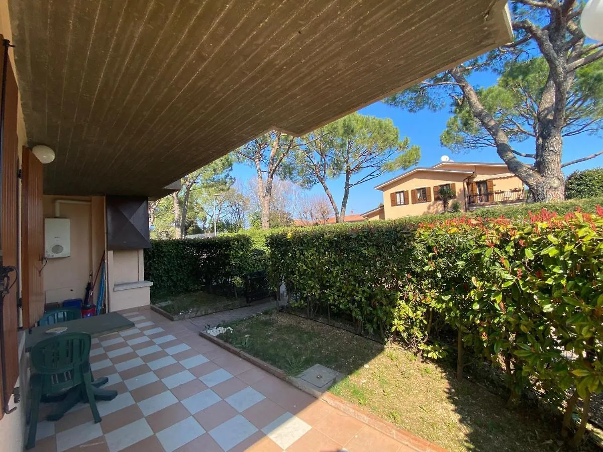 Apartment With Private Garden - Green Residence Desenzano del Garda