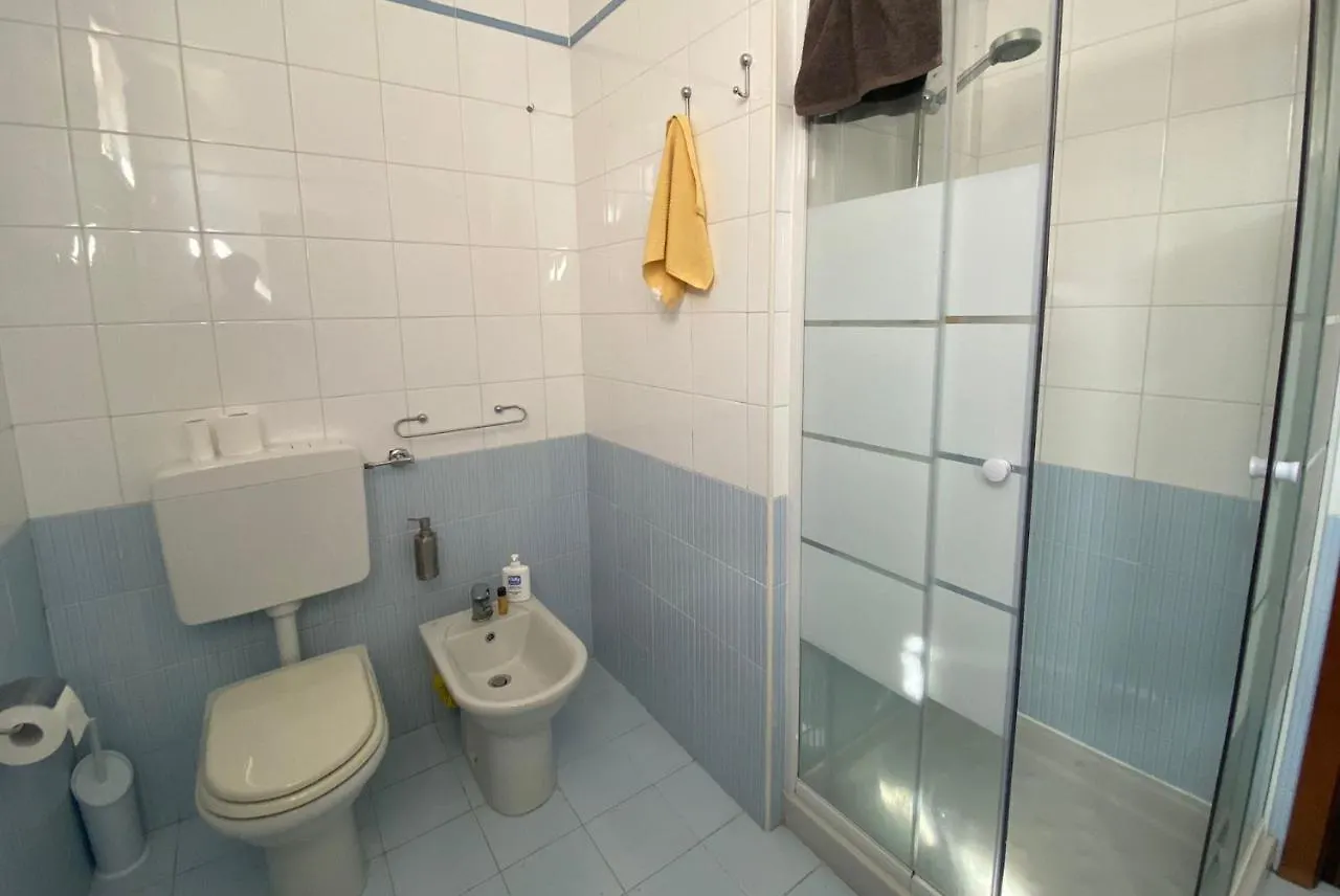 Apartment With Private Garden - Green Residence Desenzano del Garda